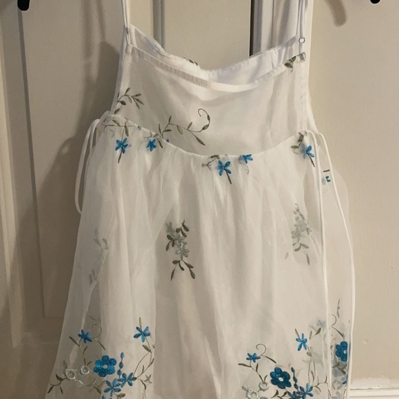 Lucy in the sky Brunch dress - Picture 2 of 2